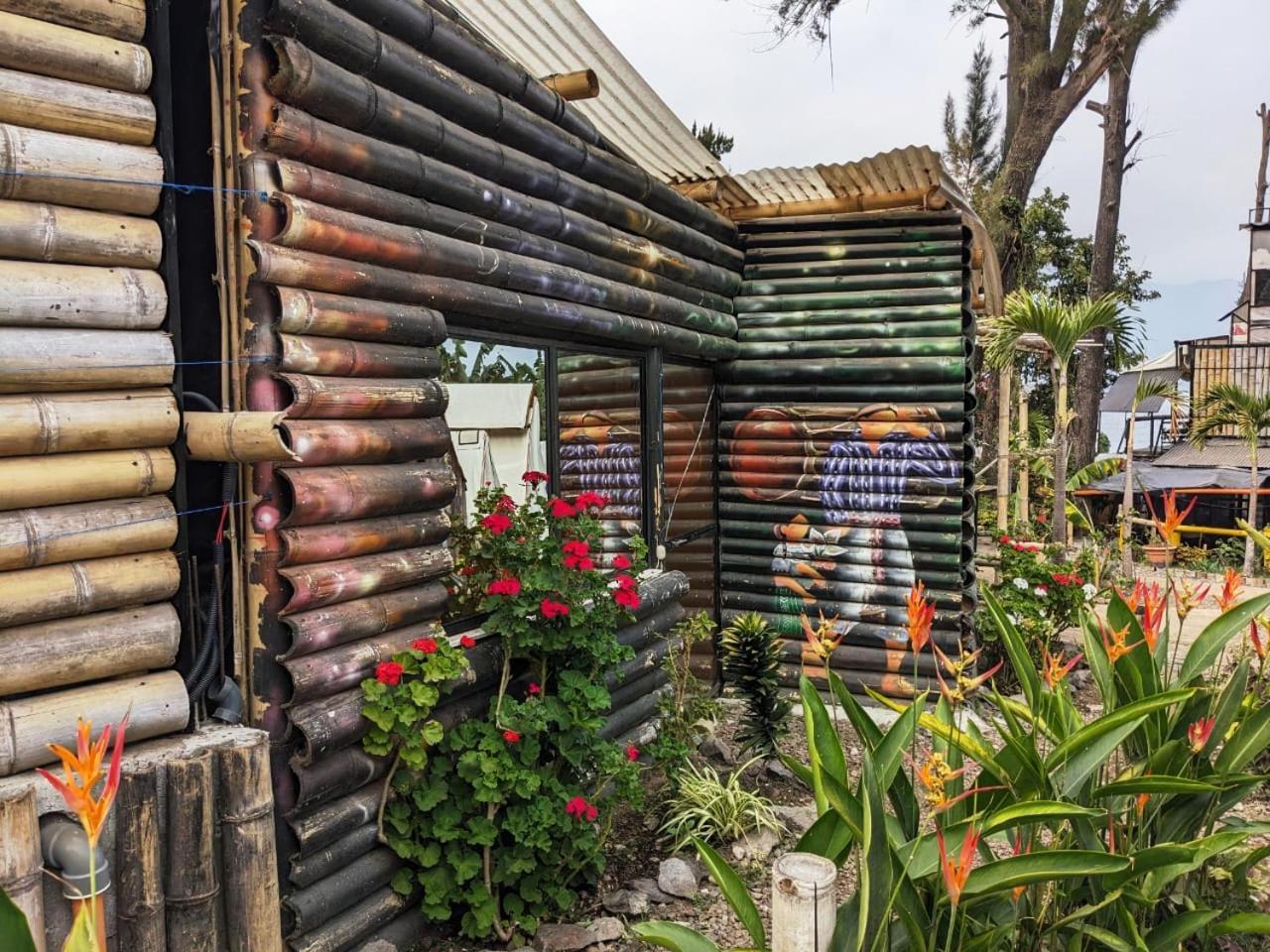 Gran Colibri Adventure Park Hostel San Pedro La Laguna Luaran gambar